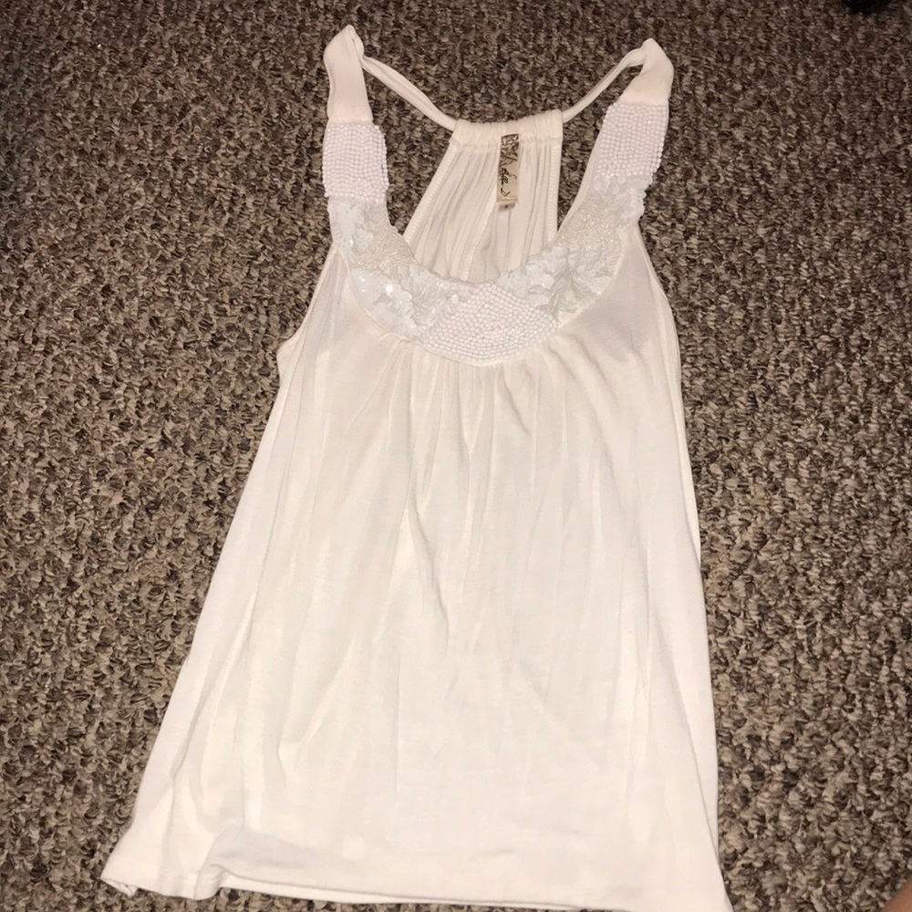 White tank